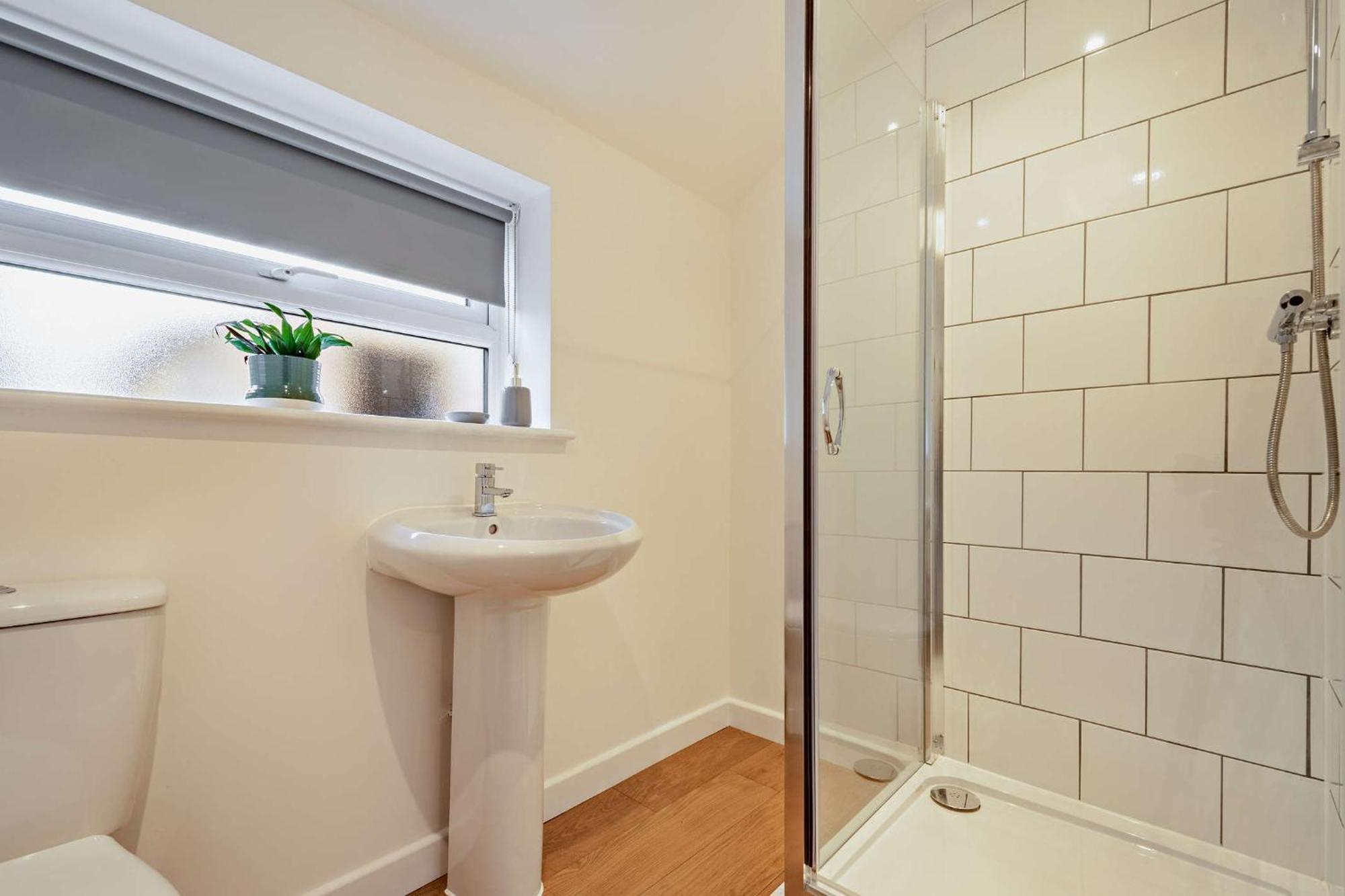 Modern, City Living Apartments- Private Parking Оксфорд Номер фото