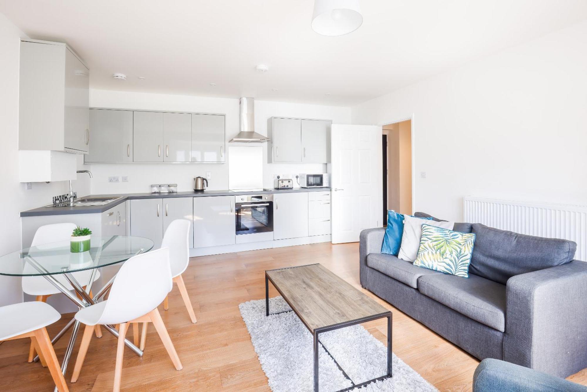 Modern, City Living Apartments- Private Parking Оксфорд Номер фото